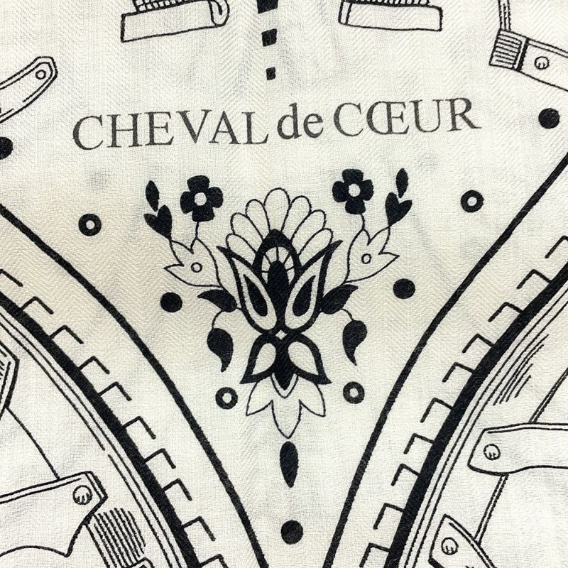 エルメス ストール カレ140 カレジェアン シュヴァル・ドゥ・クール・バンダナ CHEVAL DE COEUR BANDA