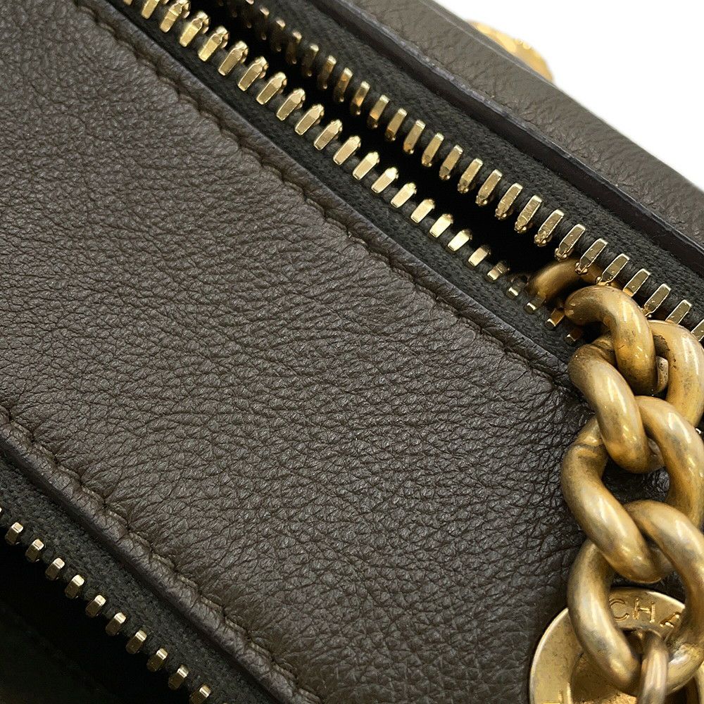シャネル ショルダーバッグ ココマーク レザー CHANEL