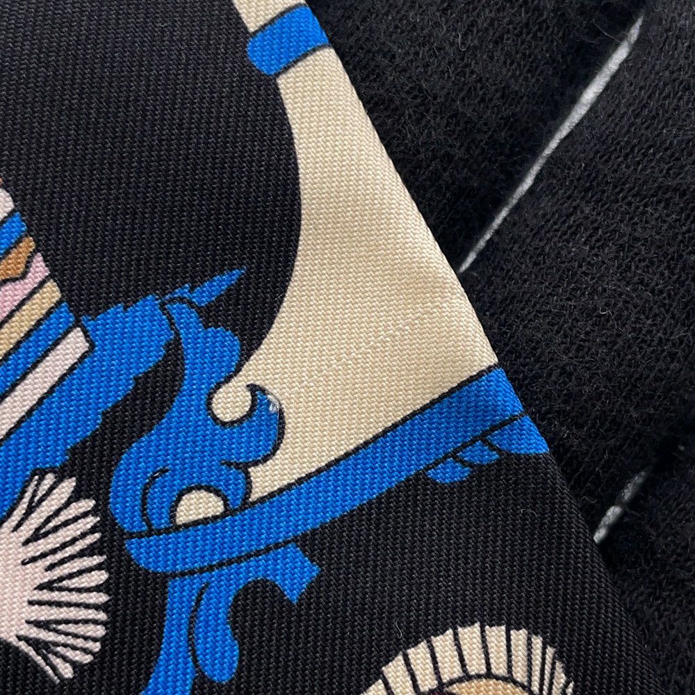 エルメス スカーフ ツイリー ラ パティスリー フランセーズ チャーム HERMES シルク 2023秋冬 ツイリー創立20周年 黒