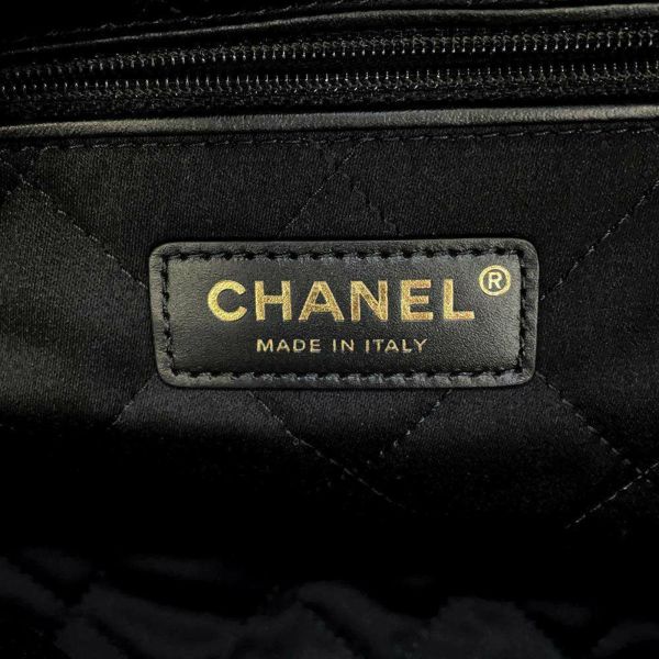 シャネル ハンドバッグ CHANEL 22 マトラッセ スモール シャイニーカーフ AS3260 ショルダーバッグ ポーチ付き 黒