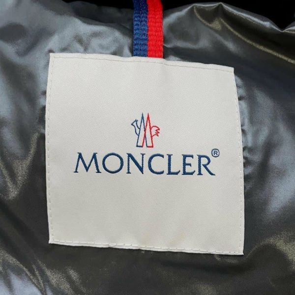 モンクレール ダウンジャケット MAYA マヤ フード付 メンズサイズ3 I20911A53600 MONCLER ウター 黒