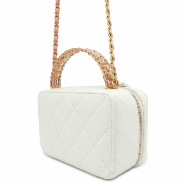 シャネル チェーンショルダーバッグ マトラッセ ココマーク バニティ カーフレザー CHANEL バッグ 白