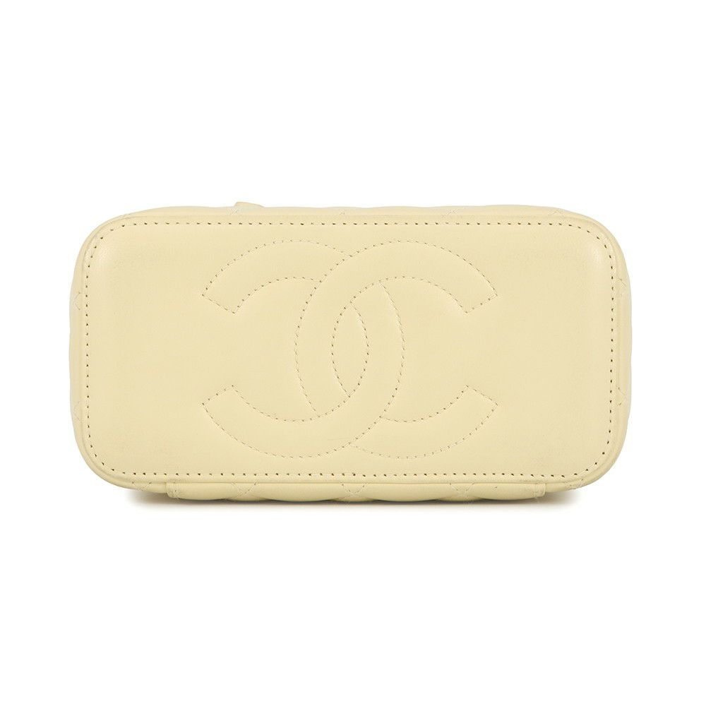 シャネル チェーンショルダーバッグ バニティ ココマーク カメリア マトラッセ ラムスキン AP3301 CHANEL