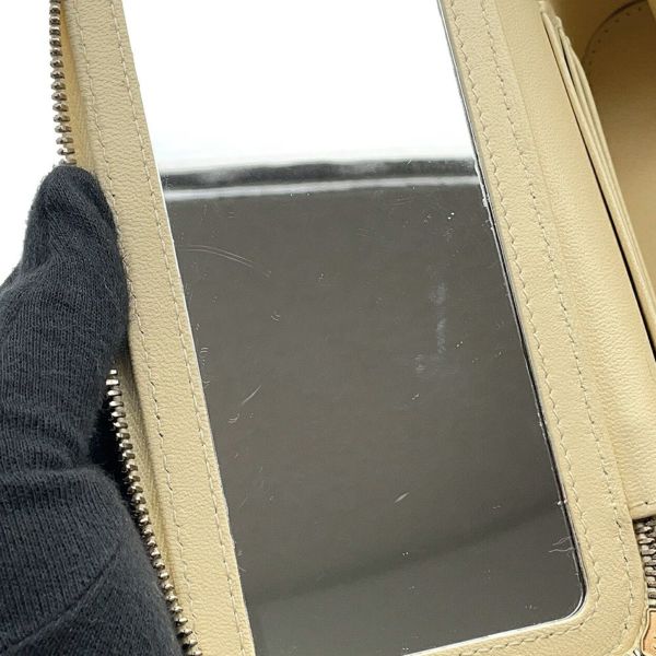 シャネル チェーンショルダーバッグ バニティ ココマーク カメリア マトラッセ ラムスキン AP3301 CHANEL