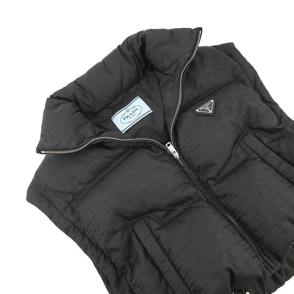 プラダ ダウンジャケット Re-Nylon クロップド レディースサイズ38 29Y056 PRADA 2way 黒