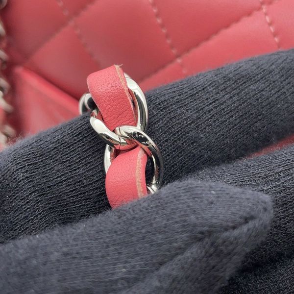 シャネル チェーンショルダーバッグ マトラッセ ココマーク ラムスキン ミニマトラッセ A35200 CHANEL