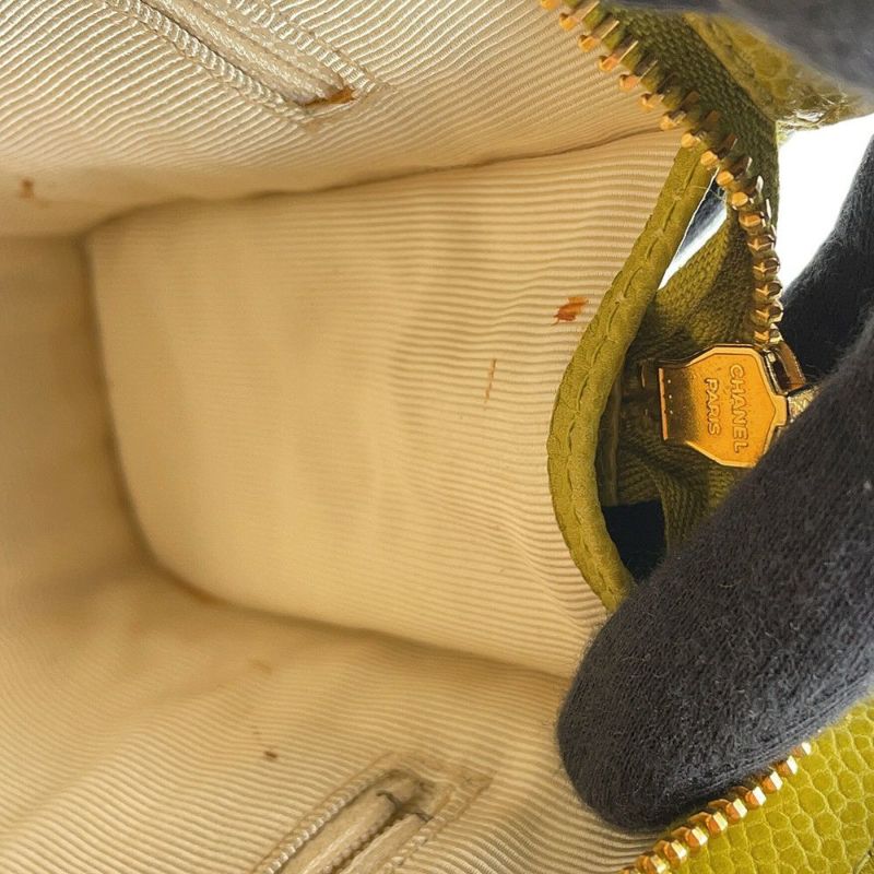 シャネル ウエストバッグ マトラッセ キャビアスキン ウエストポーチミニバック