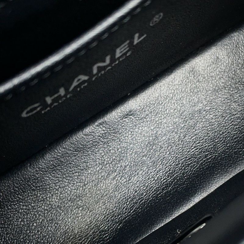 シャネル チェーンショルダーバッグ ココマーク ミニ マトラッセ 20 キャビアスキン A69900 CHANEL ラメ加工 黒