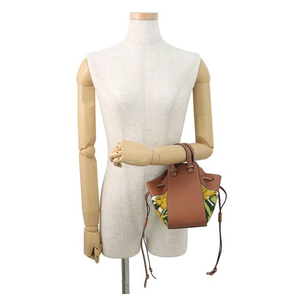 ロエベ ハンドバッグ ドローストリング ハンモック フローラル ミニ カーフレザー 303.30.V07 2way