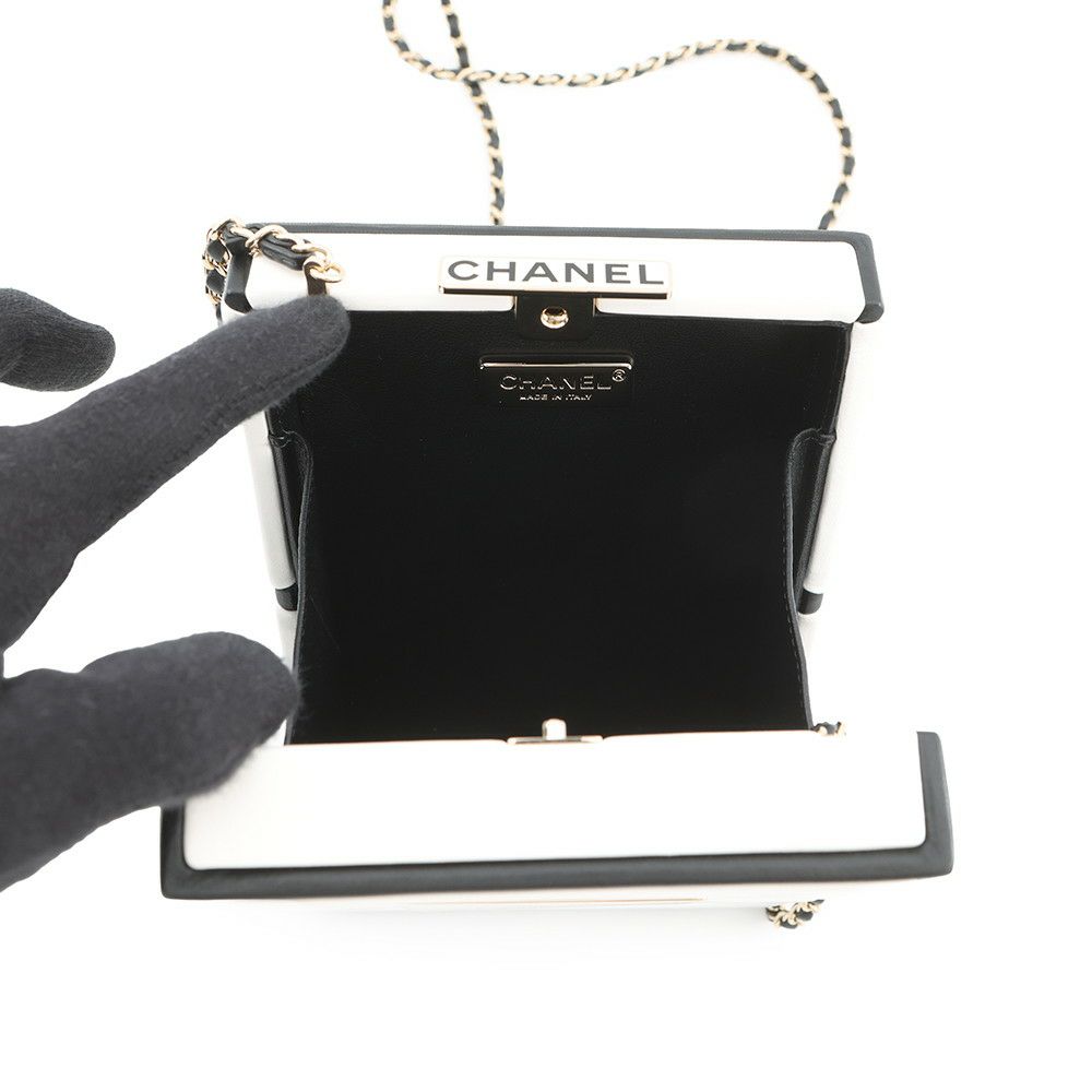 シャネル チェーンショルダーバッグ No5 パフュームボックス CHANEL 白