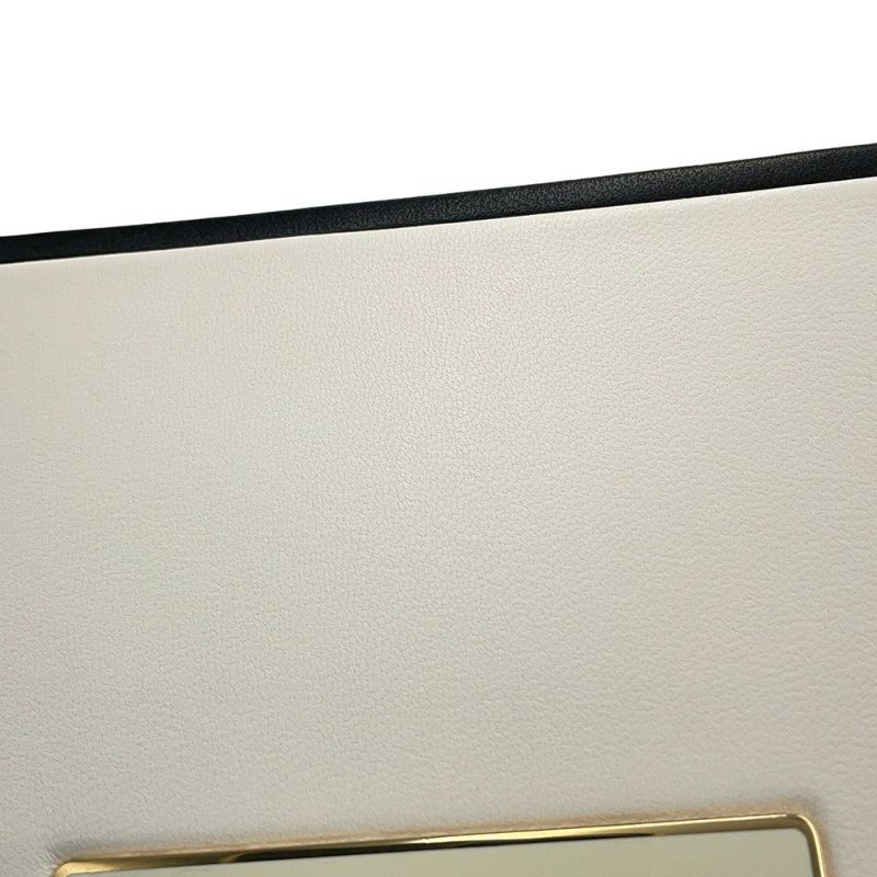 シャネル チェーンショルダーバッグ No5 パフュームボックス CHANEL 白