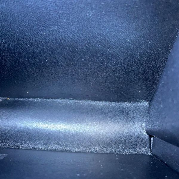 シャネル チェーンショルダーバッグ No5 パフュームボックス CHANEL 白