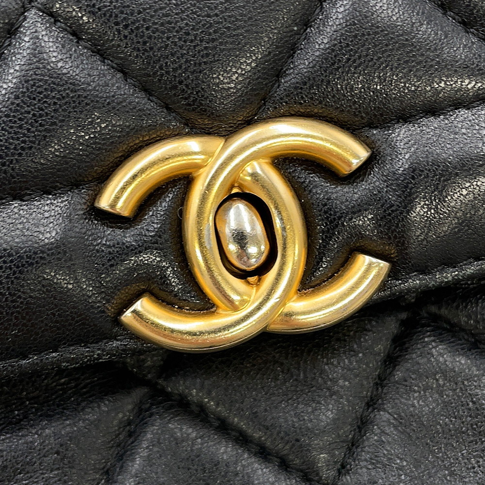 シャネル チェーンショルダーバッグ ココマーク マトラッセ ラムスキン AS5259 CHANEL 黒