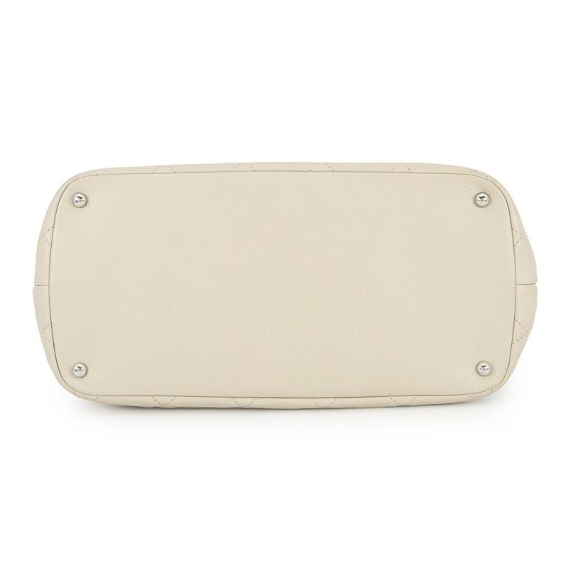 シャネル チェーントートバッグ マトラッセ デカココマーク キャビアスキン A48374 CHANEL ショルダーバッグ