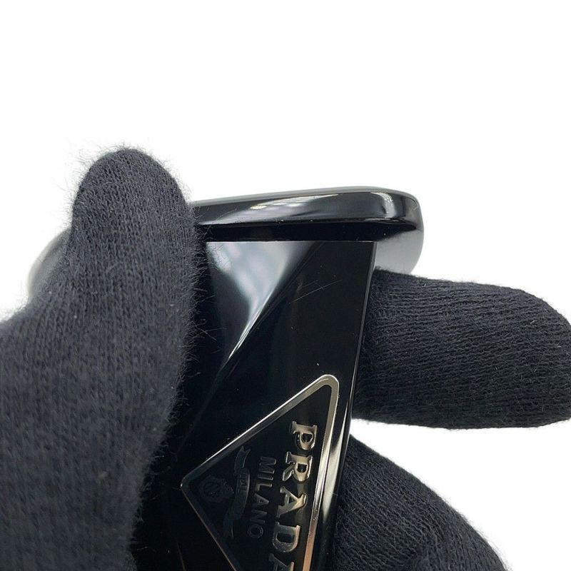 プラダ サングラス トライアングルロゴ ポリゴン型 セルフレーム PRADA アイウェア 黒