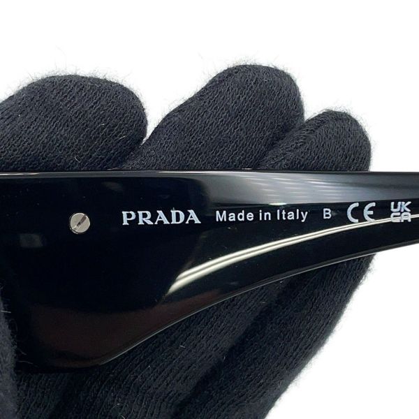プラダ サングラス トライアングルロゴ ポリゴン型 セルフレーム PRADA アイウェア 黒
