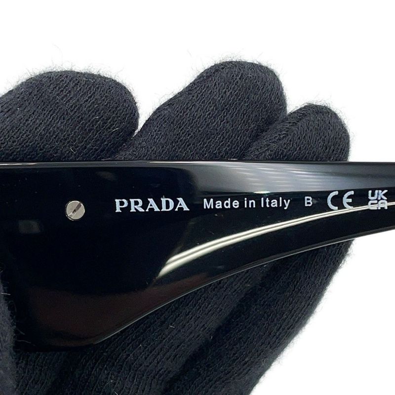 プラダ サングラス トライアングルロゴ ポリゴン型 セルフレーム PRADA アイウェア 黒
