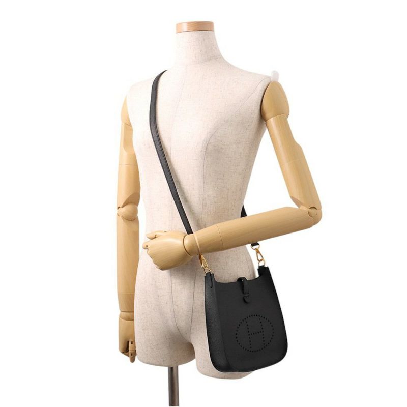 エルメス ショルダーバッグ エブリンTPM セリエ ブラック/ゴールド金具 エプソン K刻印 黒