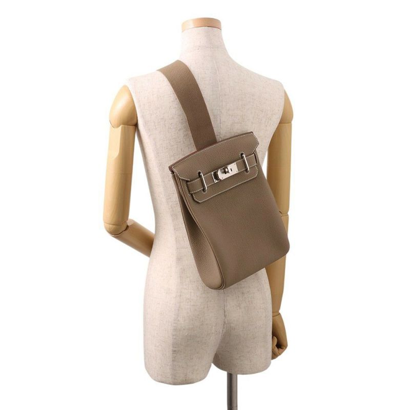 エルメス ボディバッグ ケリー アッカドPM エトゥープ/シルバー金具 トゴ K刻印 メンズ