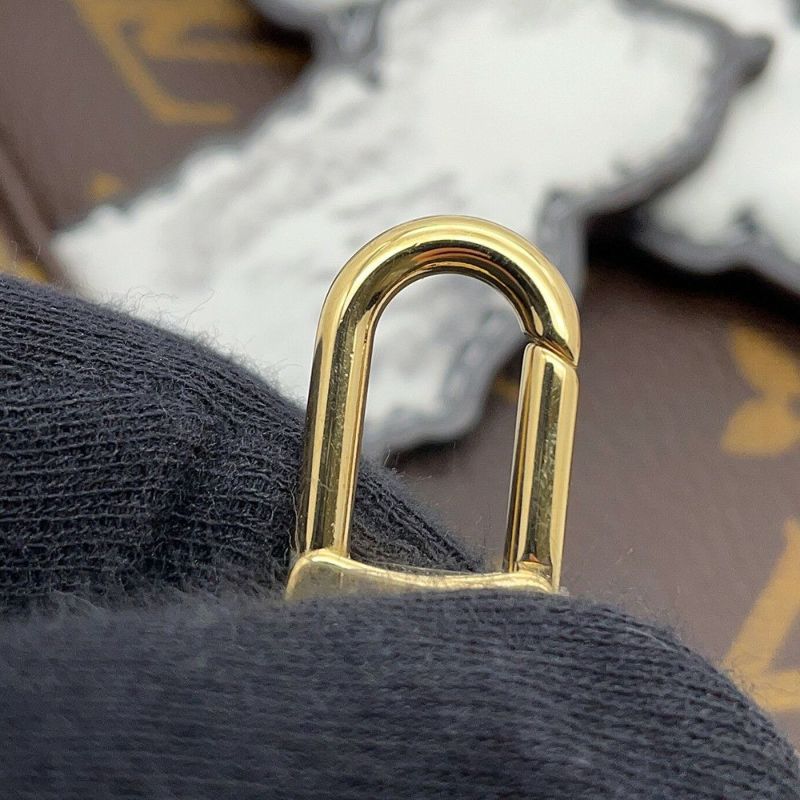 ルイヴィトン チェーンウォレット モノグラム ウォレット オン チェーン・アイビー M15148 トラベル ウィズ 猫