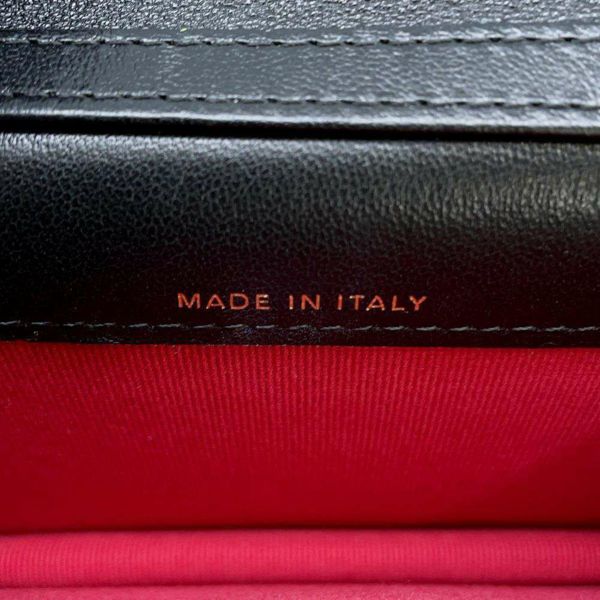 シャネル チェーンウォレット 19 コインパース ラムスキン CHANEL 財布 黒