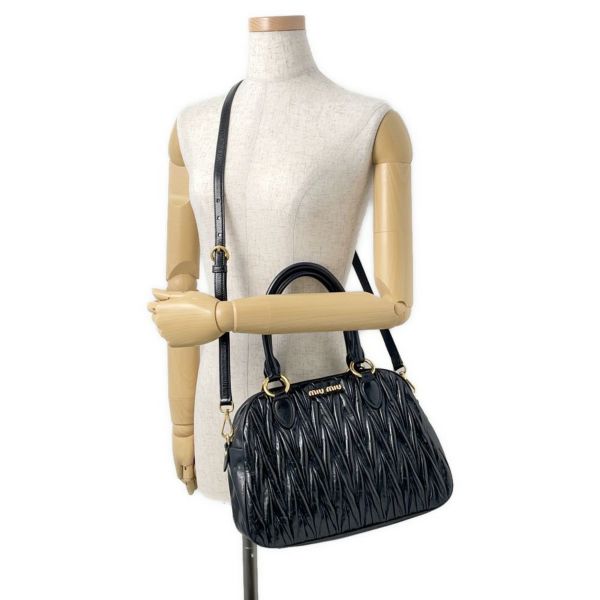 ミュウミュウ ハンドバッグ マテラッセ レザー 5BB072 MIUMIU 2way 黒 アウトレット品