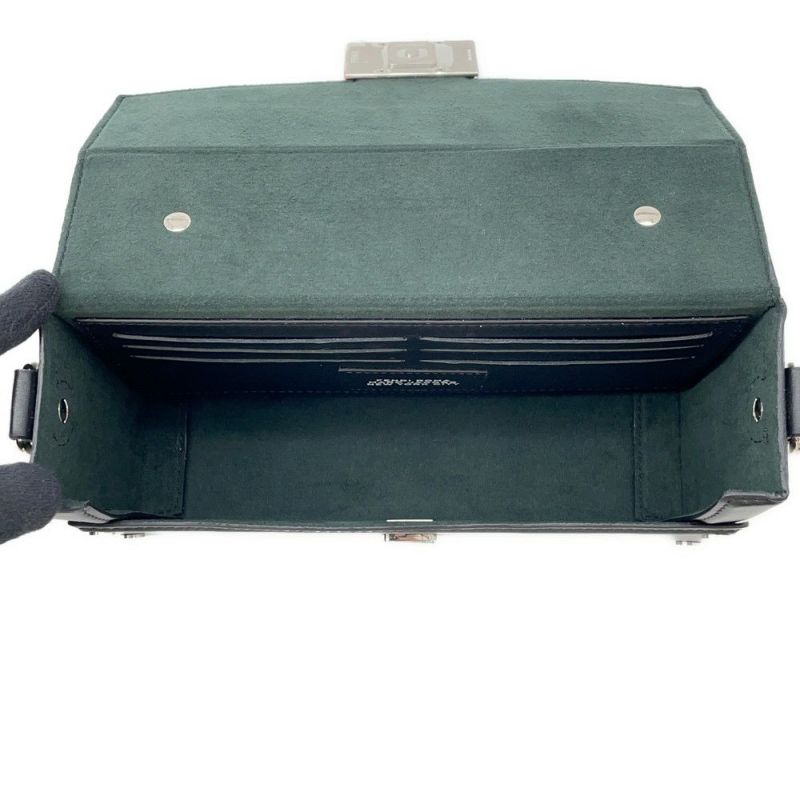 フェンディ ショルダーバッグ ソフトトランク バゲット レザー 7VA565 FENDI マークジェイコブスコラボ 黒