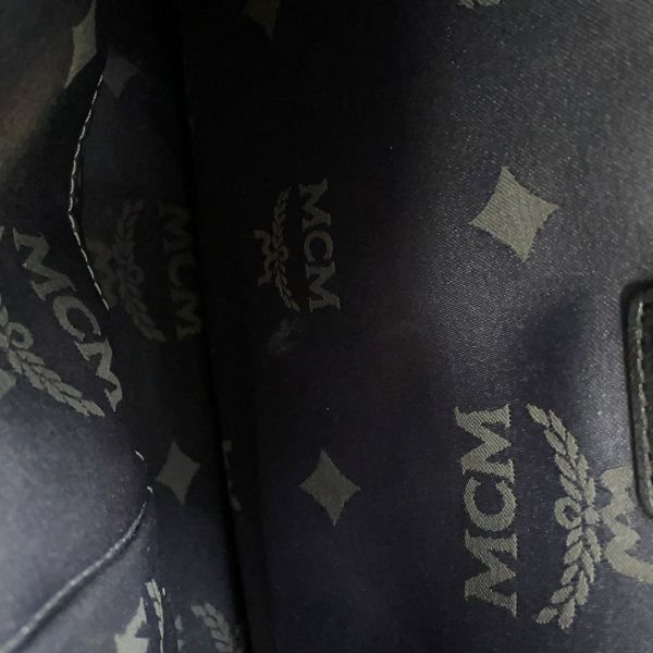 エムシーエム リュックサック ヴィセトス スタークブロック スタッズ バックパック レザー MMK5SVE52PK001 MCM バッグ