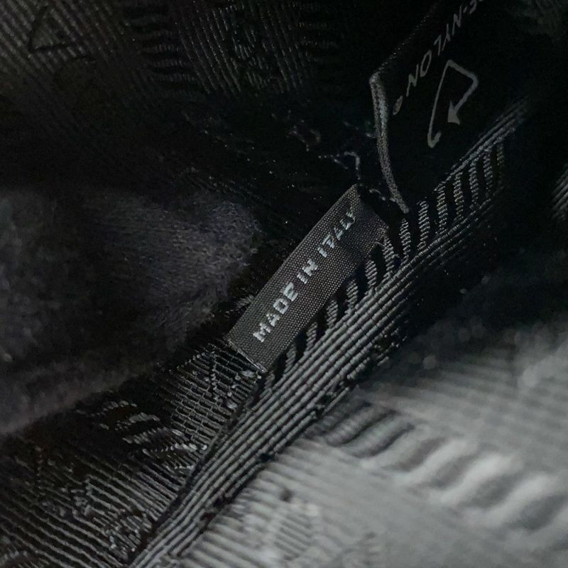 プラダ ショルダーバッグ Re-Edition 2005 Re-Nylon ナイロン 1BH204 PRADA 2wayバッグ 黒