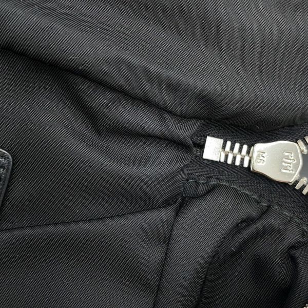 プラダ ショルダーバッグ Re-Nylon トライアングルロゴ ナイロン 2VH147 PRADA 黒