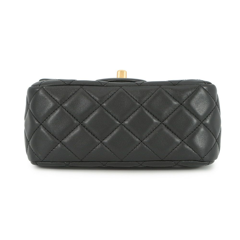 シャネル チェーンショルダーバッグ ミニ マトラッセ ココマーク ココボール ラムスキン AS1786 CHANEL 黒