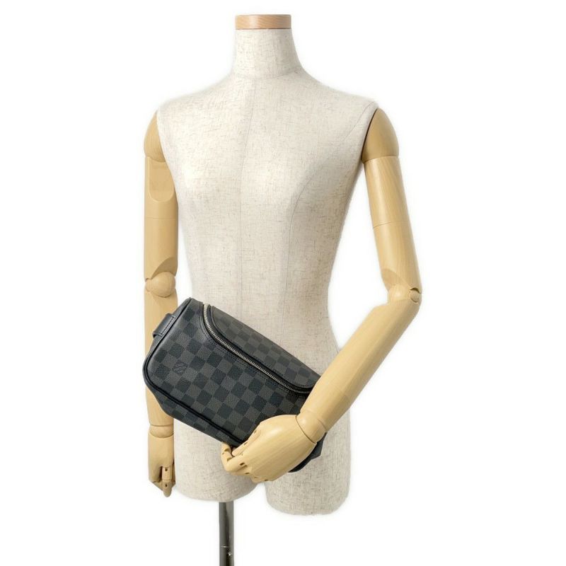 ルイヴィトン ポーチ ダミエ・グラフィット トワレ・ポーチ N47625 LOUIS VUITTON ヴィトン バッグ ブラック 黒 ノワール