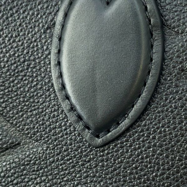 ルイヴィトン ハンドバッグ モノグラム・アンプラント オンザゴー EW M23640 LOUIS VUITTON 3way 黒 ブラック