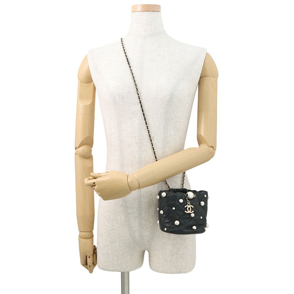 シャネル チェーンショルダーバッグ マトラッセ ココマーク ラムスキン フェイクパール AS2518 CHANEL 黒