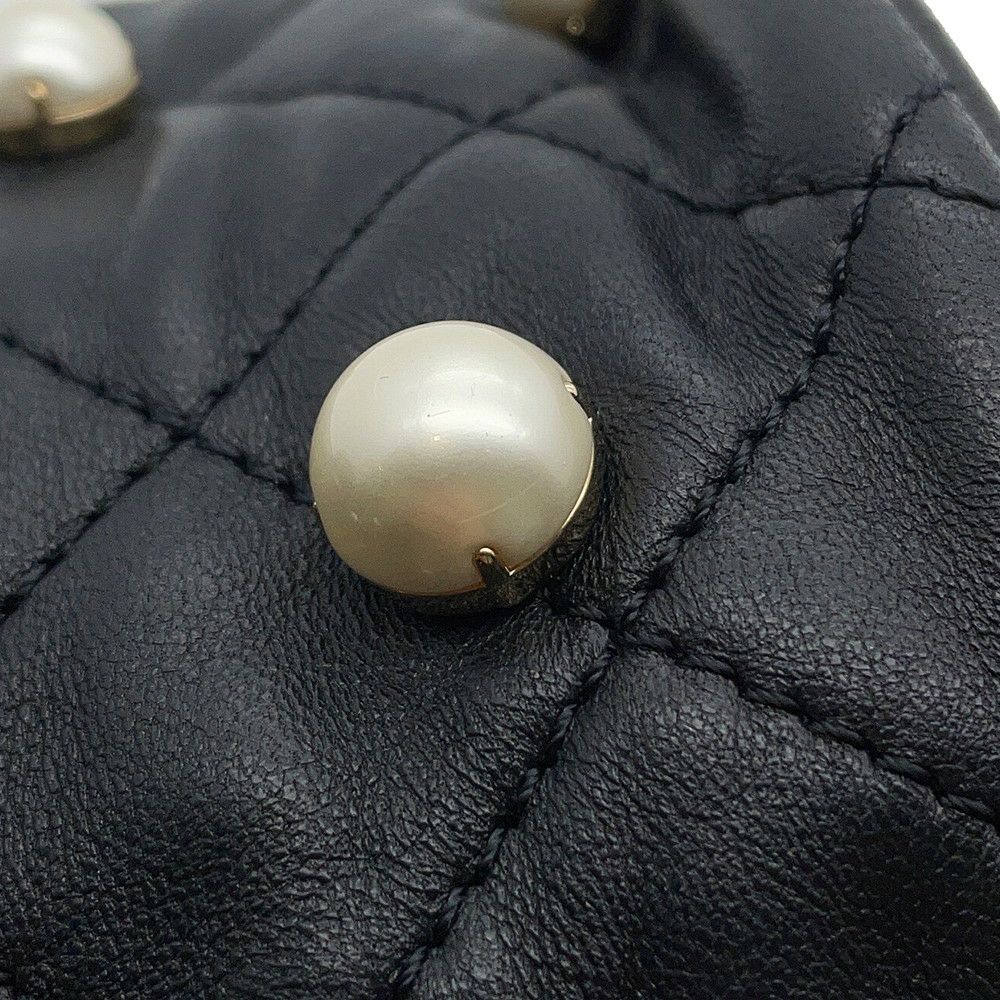 シャネル チェーンショルダーバッグ マトラッセ ココマーク ラムスキン フェイクパール AS2518 CHANEL 黒