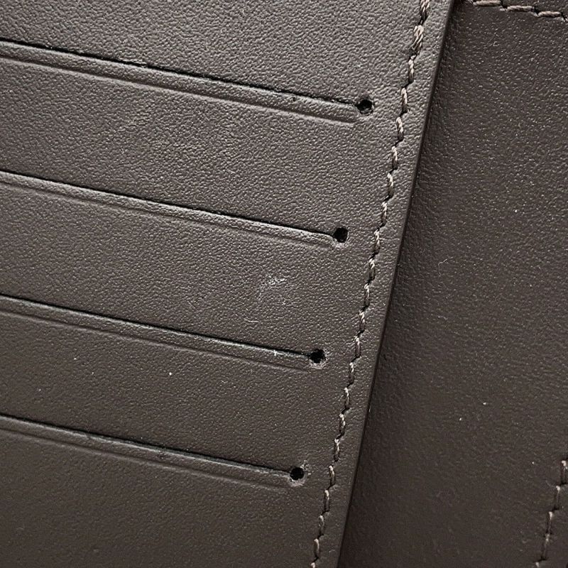 ルイヴィトン 三つ折り財布 トリヨンレザー ポルトフォイユ・カプシーヌ コンパクト M62159 財布