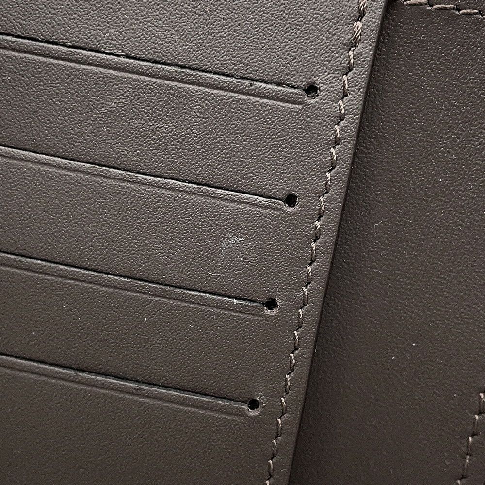 ルイヴィトン 三つ折り財布 トリヨンレザー ポルトフォイユ・カプシーヌ コンパクト M62159 財布