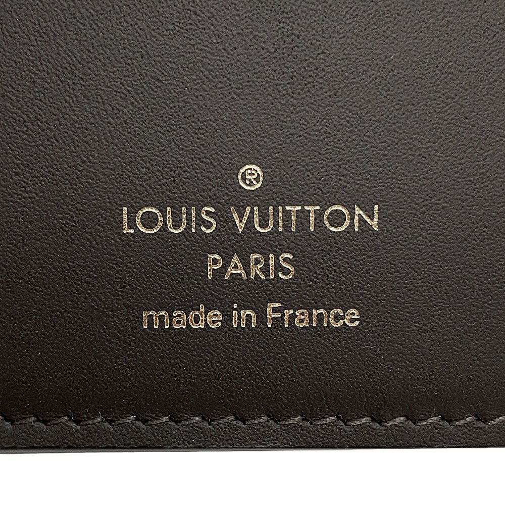 ルイヴィトン 三つ折り財布 トリヨンレザー ポルトフォイユ・カプシーヌ コンパクト M62159 財布