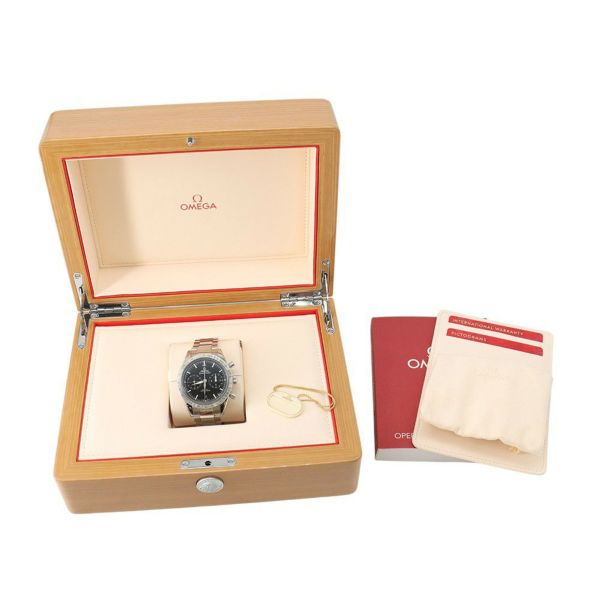 オメガ スピードマスター 57 331.10.42.51.01.001 OMEGA 腕時計 黒文字盤