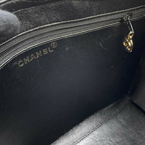 シャネル  チェーンショルダーバッグ マトラッセ ココマーク キャビアスキン CHANEL バッグ 黒