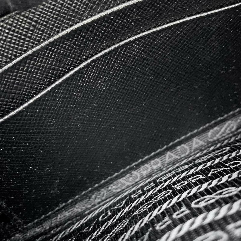 プラダ ショルダーバッグ サフィアーノ 1DH010 PRADA バッグ ウォレット 財布 黒