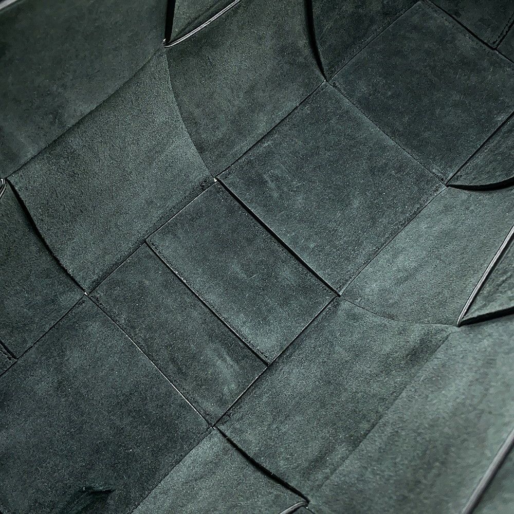 ボッテガヴェネタ トートバッグ マキシイントレチャート アルコトート 756682 BOTTEGA VENETA 黒