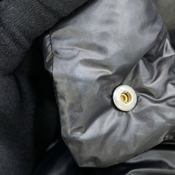 プラダ ダウンジャケット クロップド ベスト/ジャケット トライアングルロゴ レディースサイズ40 291805 PRADA アウター 黒