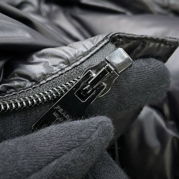 プラダ ダウンジャケット クロップド ベスト/ジャケット トライアングルロゴ レディースサイズ40 291805 PRADA アウター 黒