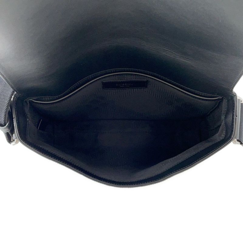 バーバリー ショルダーバッグ エンボスチェック メッセンジャーバッグ カーフレザー 81019221 BURBERRY 黒