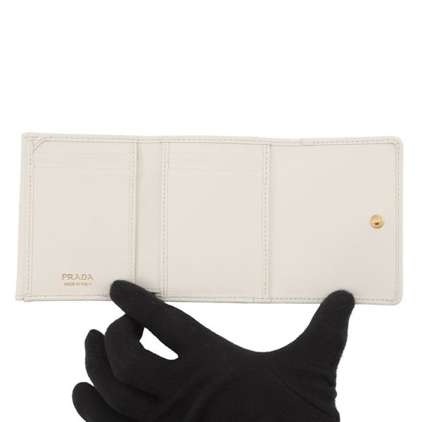 プラダ 三つ折り財布 ロゴ レザー 1MH043 PRADA 財布 白