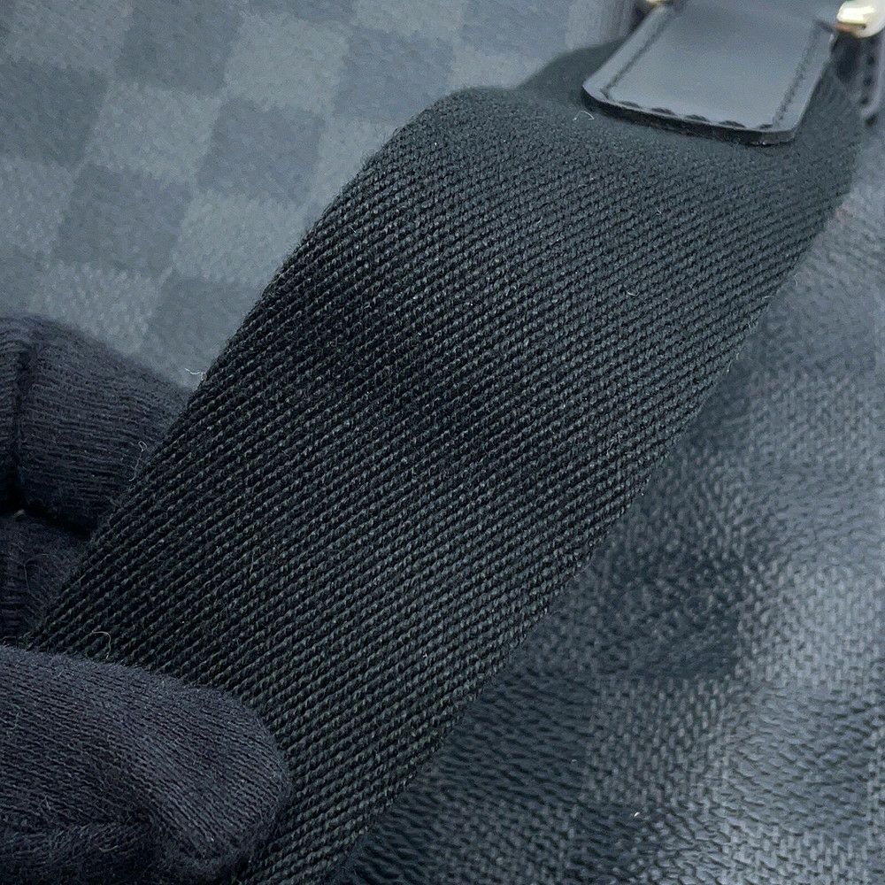 ルイヴィトン ショルダーバッグ ダミエ・グラフィット トマス N58028 LOUIS VUITTON メンズ ブラック 黒