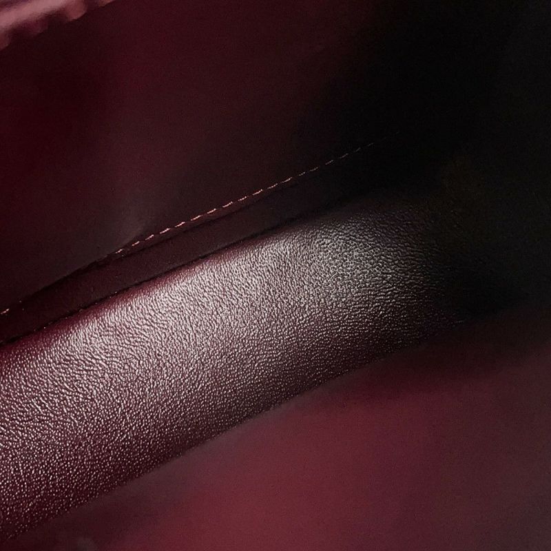 シャネル チェーンショルダーバッグ マトラッセ23 ココマーク ダブルチェーン キャビアスキン A01113 CHANEL 黒