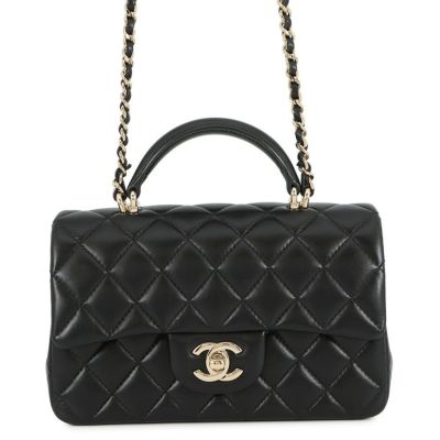 シャネル ノベルティ マトラッセ チェーンベルトバッグ 2023年イヤーズ