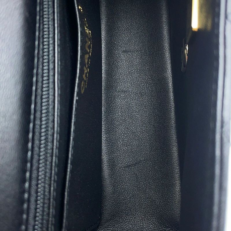 シャネル チェーンショルダーバッグ マトラッセ ココマーク トップハンドル ミニ ラムスキン AS2431 CHANEL 黒